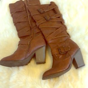 Steve Madden brown leather boots